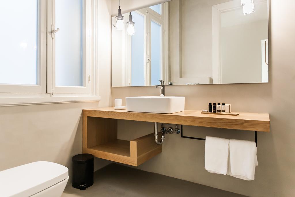 Monk Suites By Mlt At Ermou Athens Ngoại thất bức ảnh